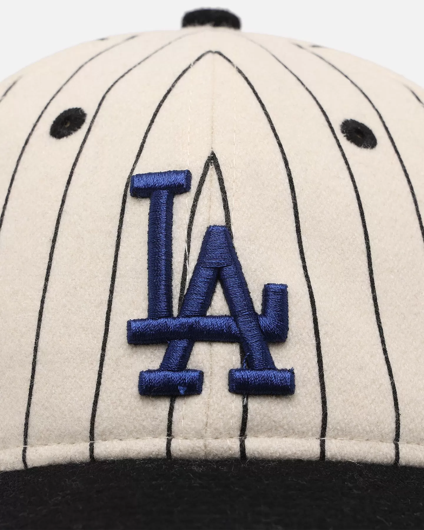 New Era Los Angeles Dodgers 9FIFTY Retro Crown Strapback Off White/Black